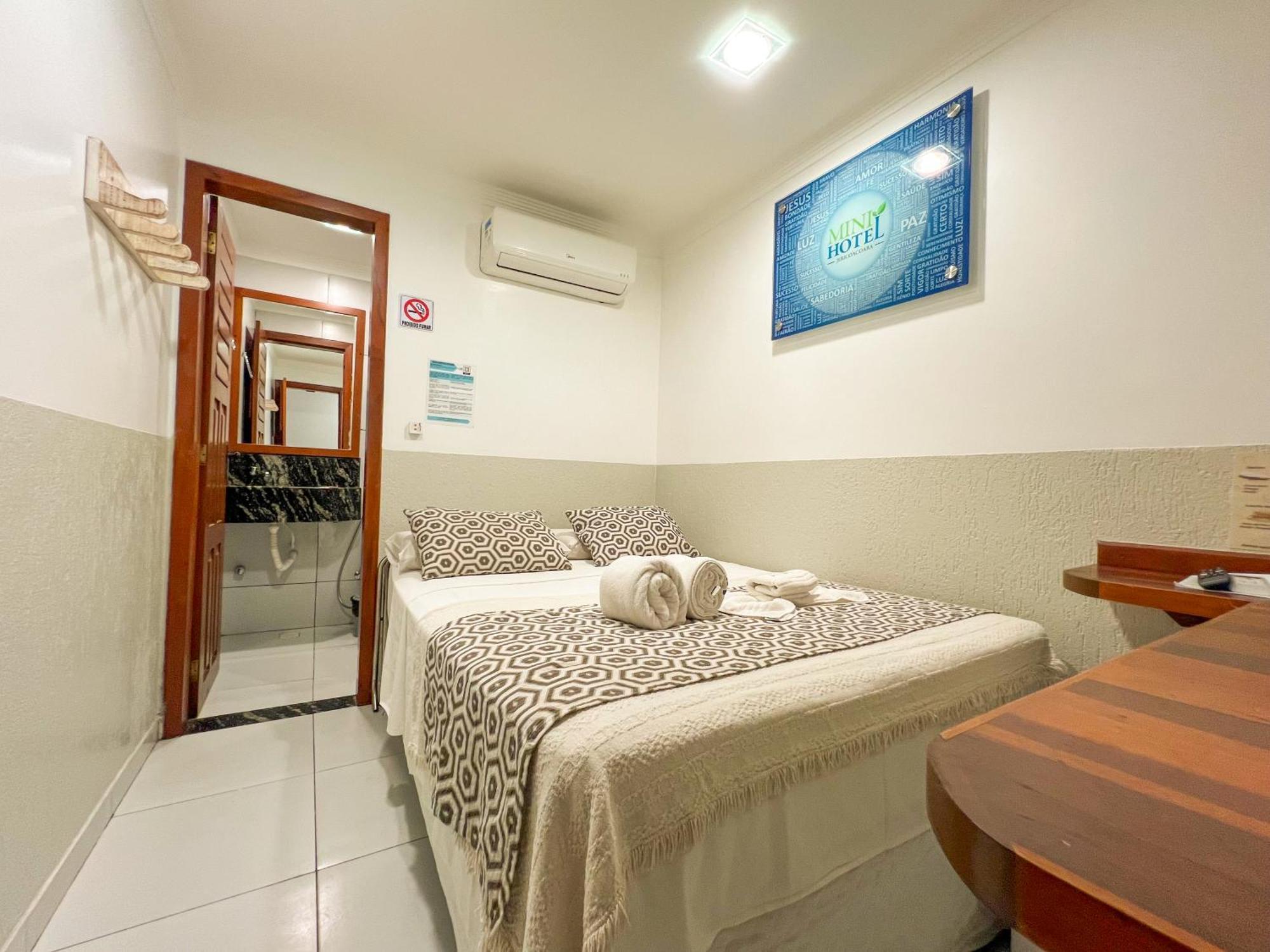 Mini hotel (Adults Only) 日若卡-迪热里科阿科阿拉 外观 照片