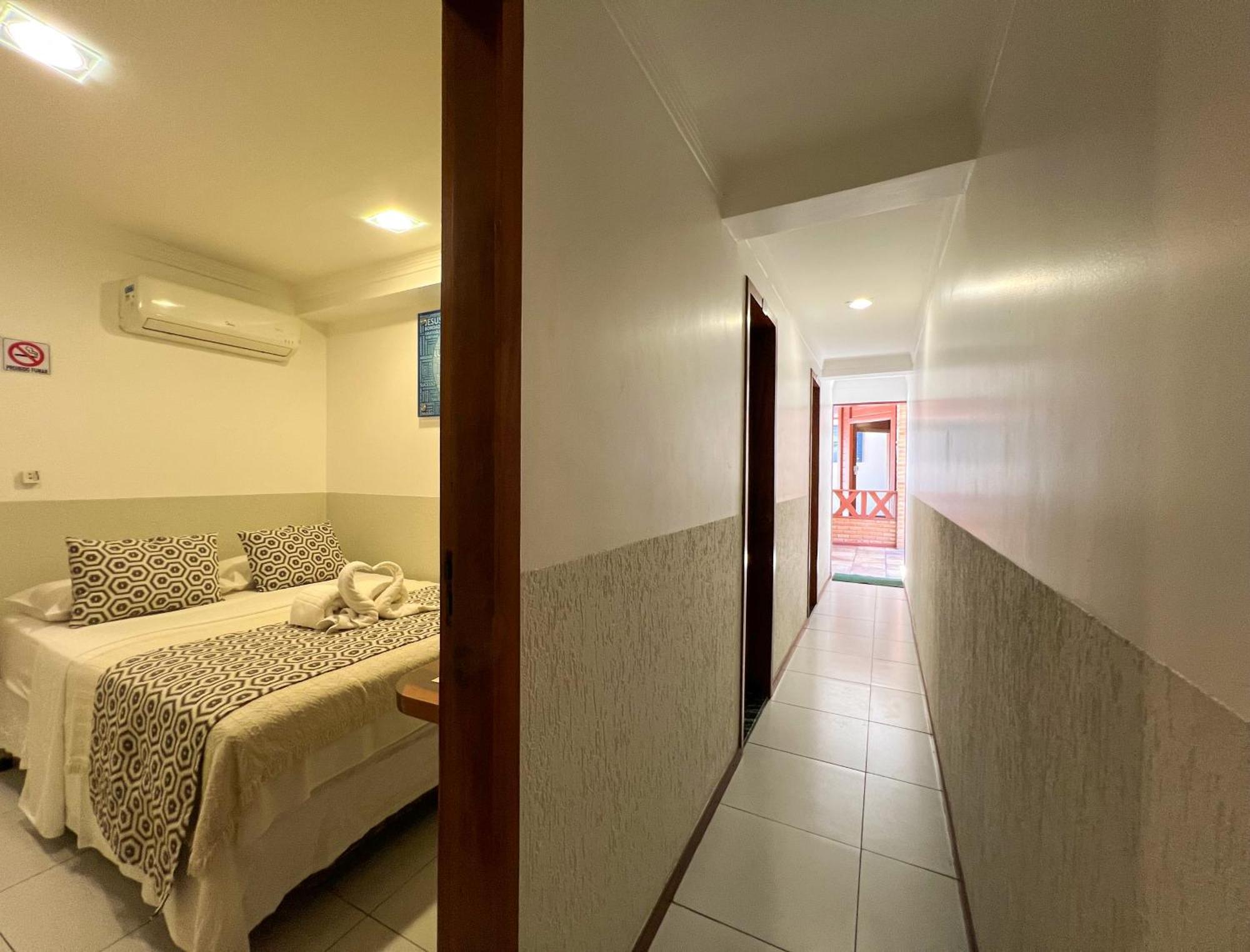 Mini hotel (Adults Only) 日若卡-迪热里科阿科阿拉 外观 照片